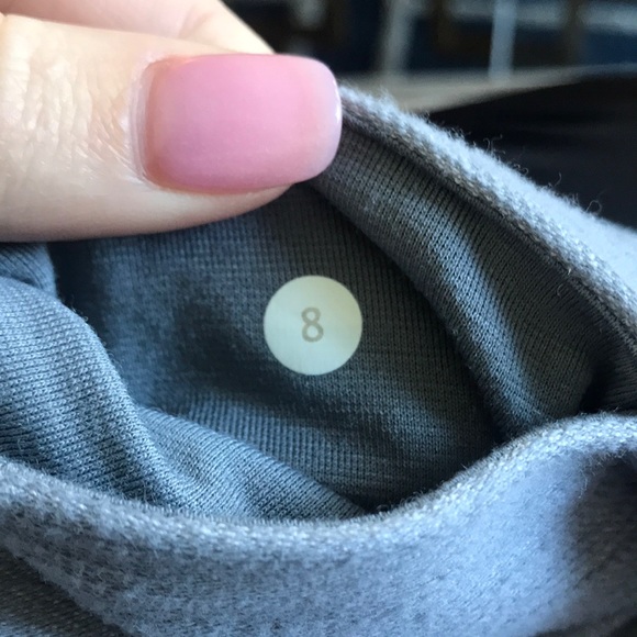 Lululemon pants - Picture 7 of 7